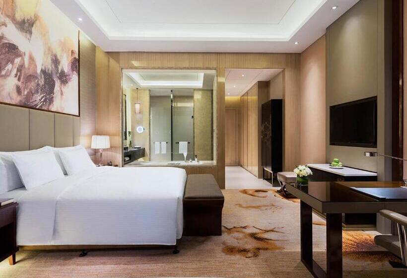 Номер Executive Кровать Кинг, Wanda Realm Nanchang