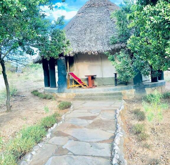 اتاق لوکس یک تخته, Explore Mara Camp