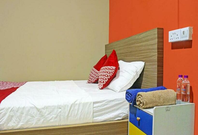 스탠다드 룸 킹사이즈 침대, Oyo 91643 Homestay Daniel 76