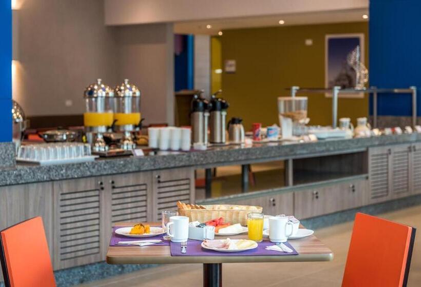 Номер Стандарт, Go Inn Hotel Curitiba