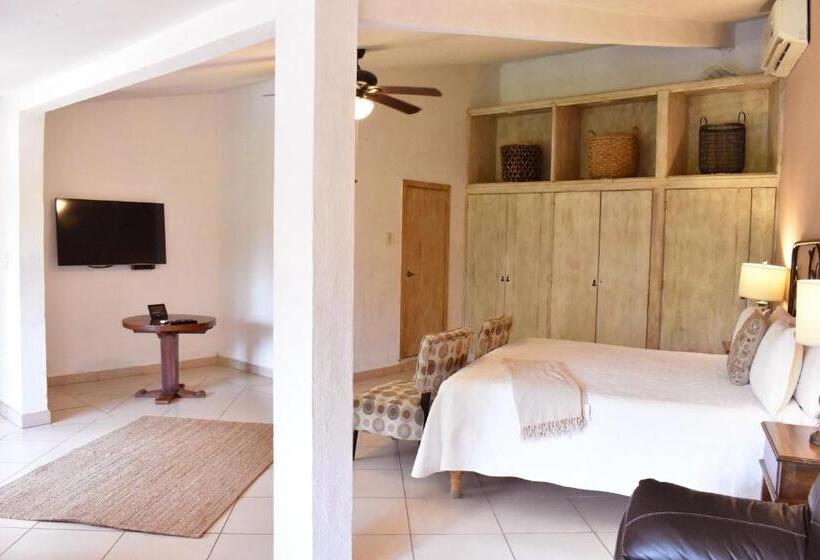 اتاق لوکس با تخت بزرگ, Casa María Elena