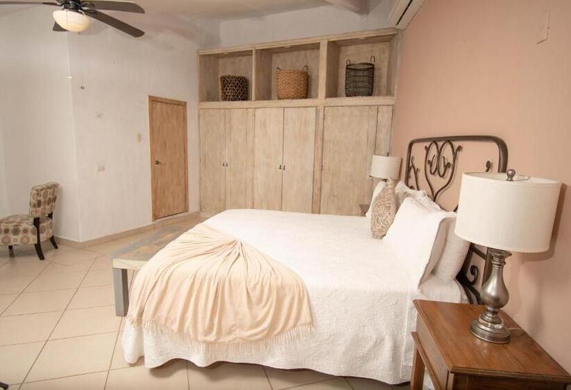 اتاق لوکس با تخت بزرگ, Casa María Elena