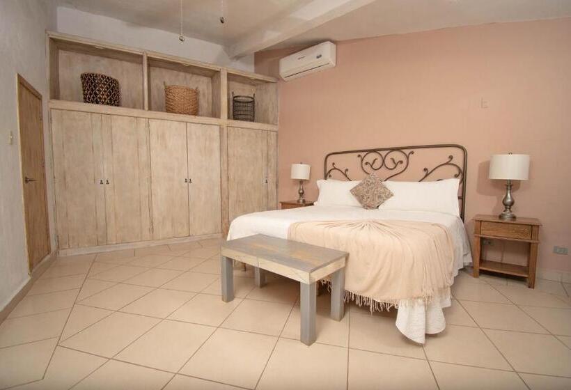 اتاق لوکس با تخت بزرگ, Casa María Elena