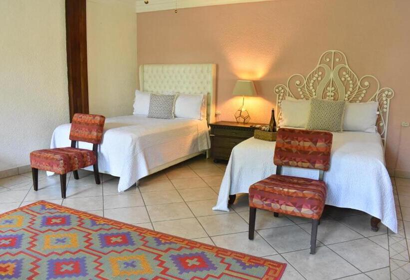 اتاق لوکس چهار تخته, Casa María Elena