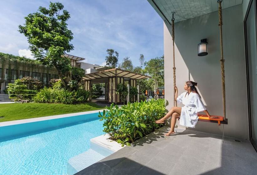 اتاق سوپریور, Proud Phuket, Naiyang Beach