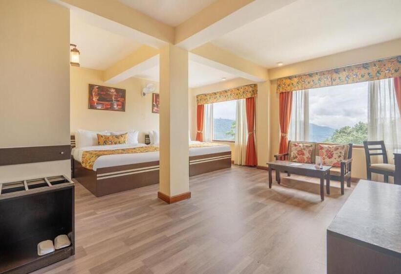 اتاق خانوادگی, Summit Namnang Courtyard & Spa Near Mg Marg