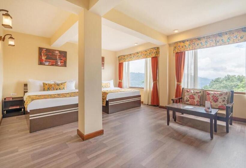 اتاق خانوادگی, Summit Namnang Courtyard & Spa Near Mg Marg