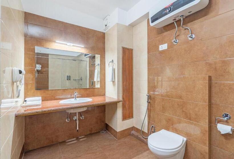 اتاق خانوادگی, Summit Namnang Courtyard & Spa Near Mg Marg
