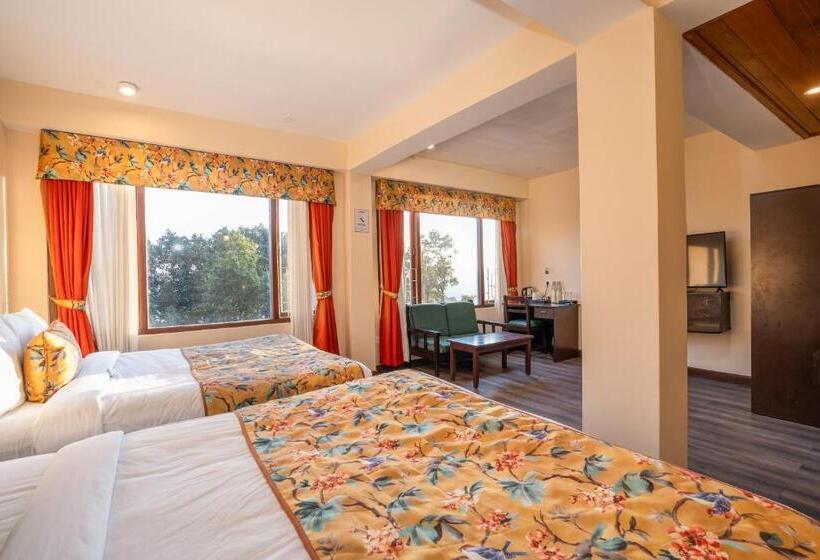 اتاق خانوادگی, Summit Namnang Courtyard & Spa Near Mg Marg