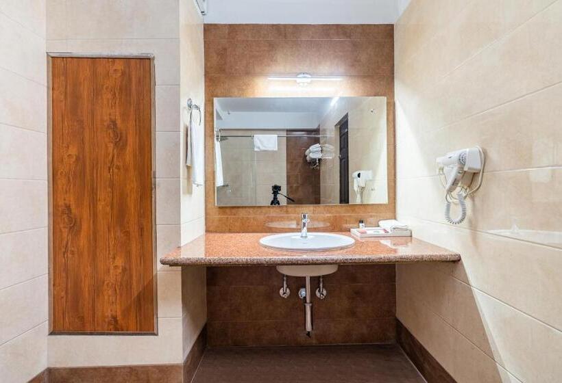 اتاق لوکس, Summit Namnang Courtyard & Spa Near Mg Marg