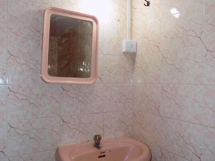 スタンダードルーム, Romaldo Guesthouse