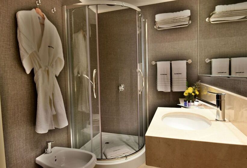 اتاق لوکس سه تخته, Arc Recoleta Boutique Hotel & Spa