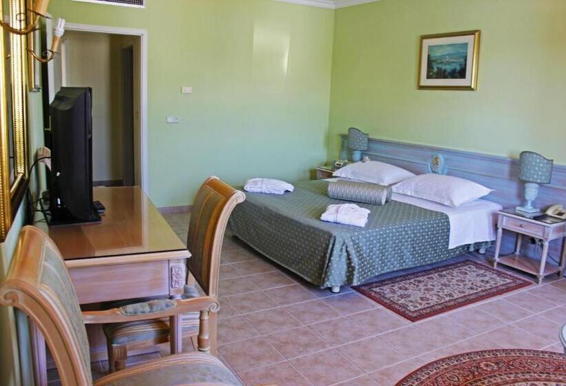 Comfort suite with balcony, Marina Frapa Resort Rogoznica