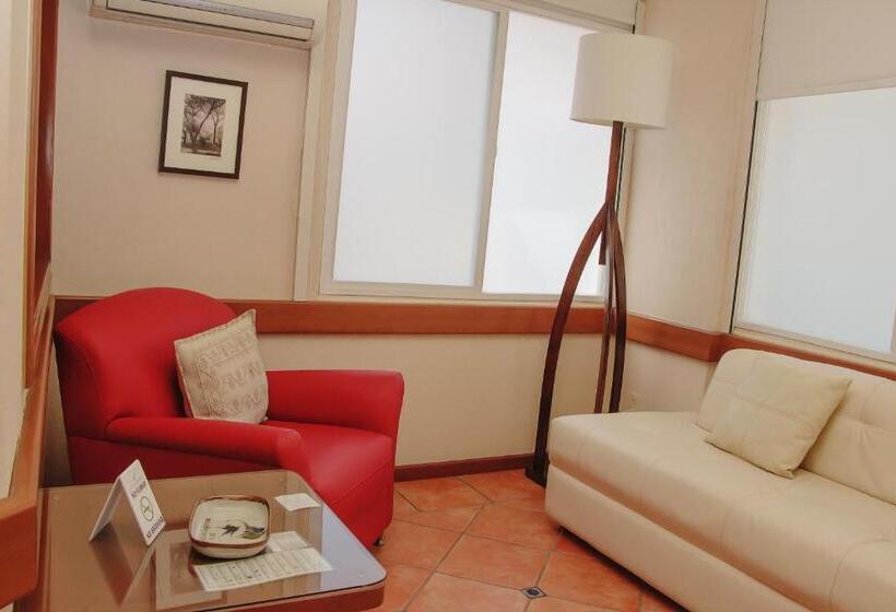 סוויטה, Alcazar Suites