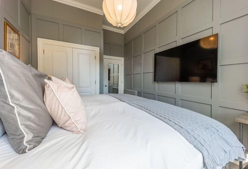Apartament 21 Dormitor Superior, No1 Apartments Edinburgh   George Iv Bridge