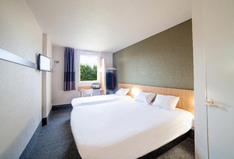 اتاق استاندارد سه نفره, B&b Hotel Marne La Vallée Bussy Saint Georges