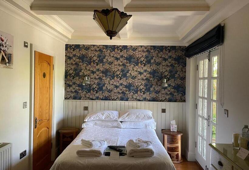 Номер Стандарт, Bradleigh Lodge