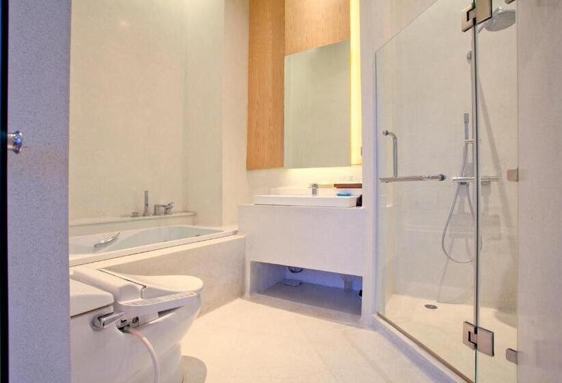 سوئیت پنت هاوس, Balcony Seaside Sriracha Hotel & Serviced Apartments