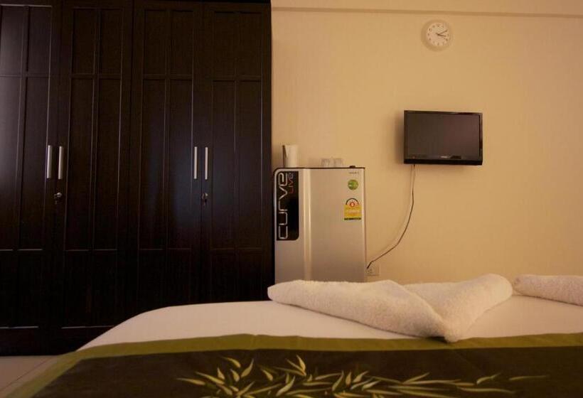 اتاق استاندارد, Charn Residence