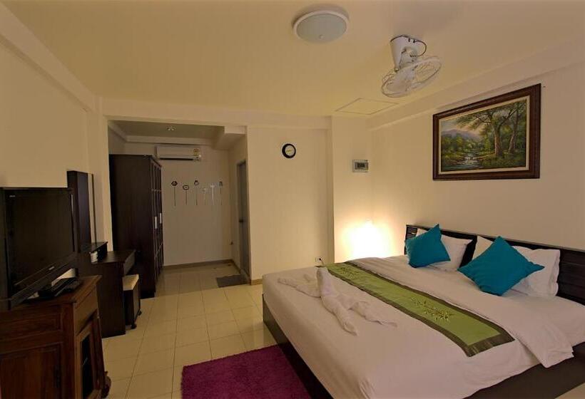اتاق لوکس, Charn Residence