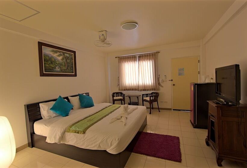 اتاق لوکس, Charn Residence