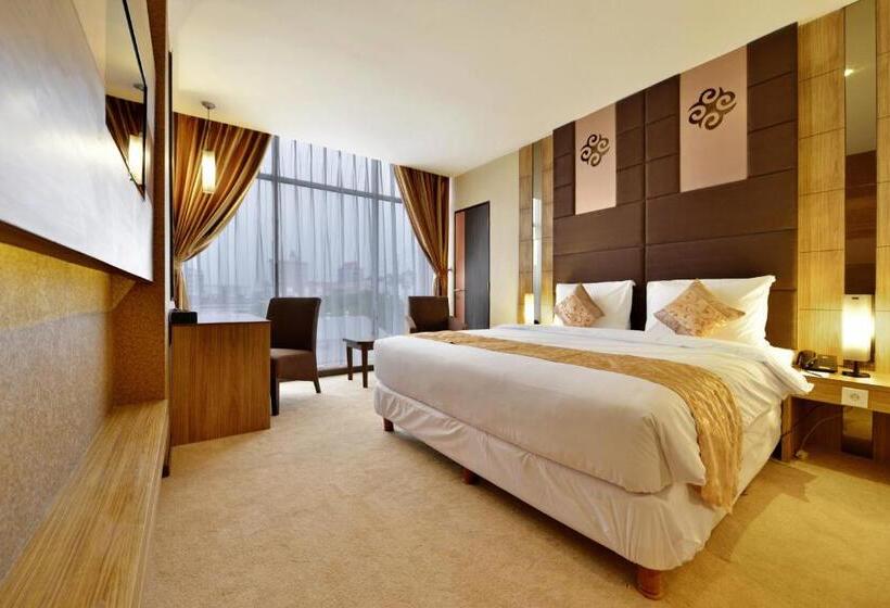 Superior Room King Size Bed, Grand Tjokro Jakarta