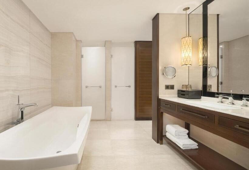 سوییت جونیور, Sheraton Shanghai Jiading