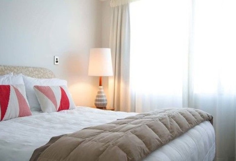 Апартаменты 2 Спальни, Belle Mer Beach Front Apartments
