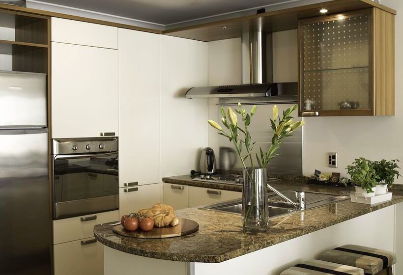 Апартаменты 2 Спальни, Belle Mer Beach Front Apartments