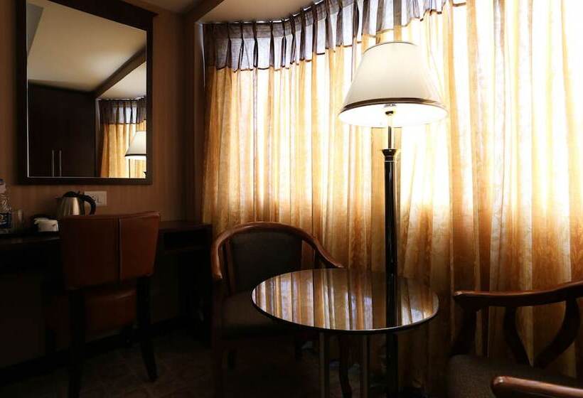 Quarto Estandar, Cochin Legacy