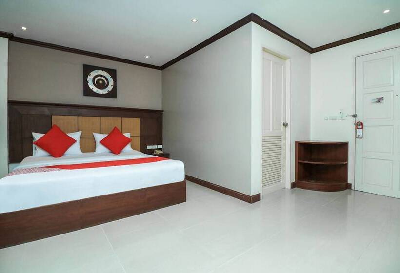 Superior Szoba, Natural Beach Hotel Pattaya