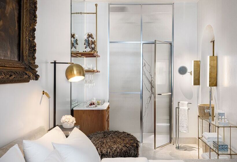 스탠다드 룸, The Dolli At Acropolis, A Hotel To Live