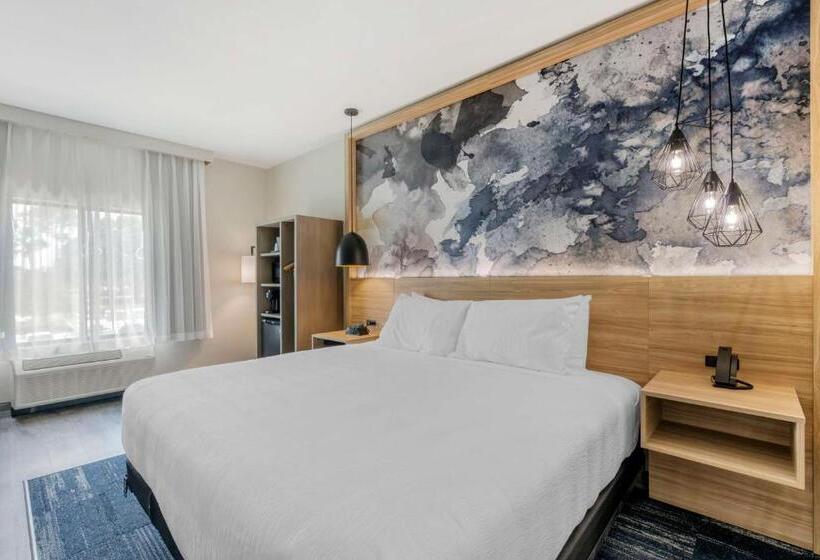 اتاق استاندارد با تخت بزرگ برای معلولان, Best Western Plus Winter Haven Inn & Suites