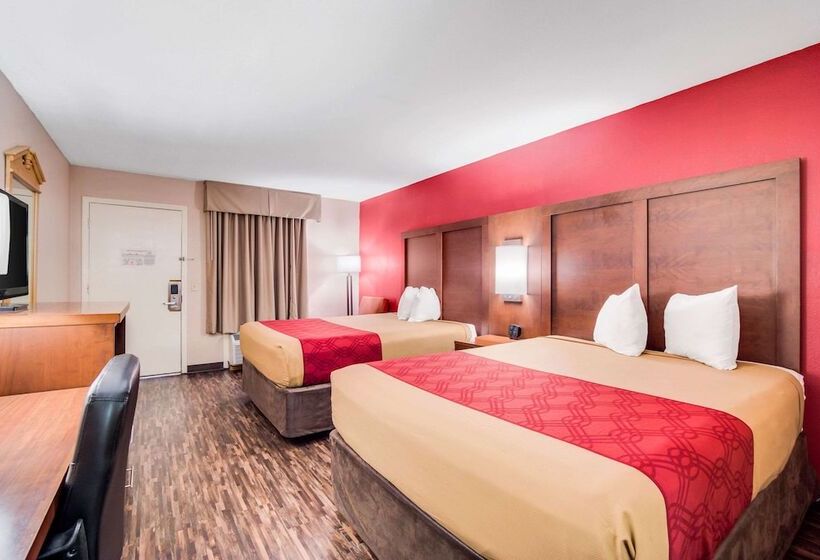 Номер Стандарт 2 Двуспальные Кровати, Econo Lodge