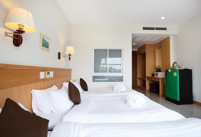 스탠다드 트리플 룸, Kanchanaburi City Hotel   Sha Extra Plus