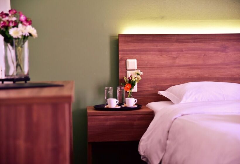 Family Suite, Mont Helmos