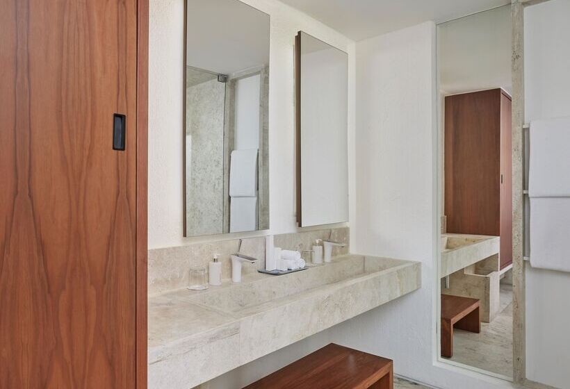 2 Bedrooms Suite Sea View, Viceroy Los Cabos