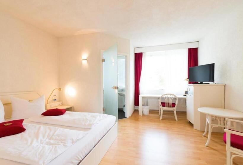 Семейный Полулюкс, Spreewaldschule @swarmhotels