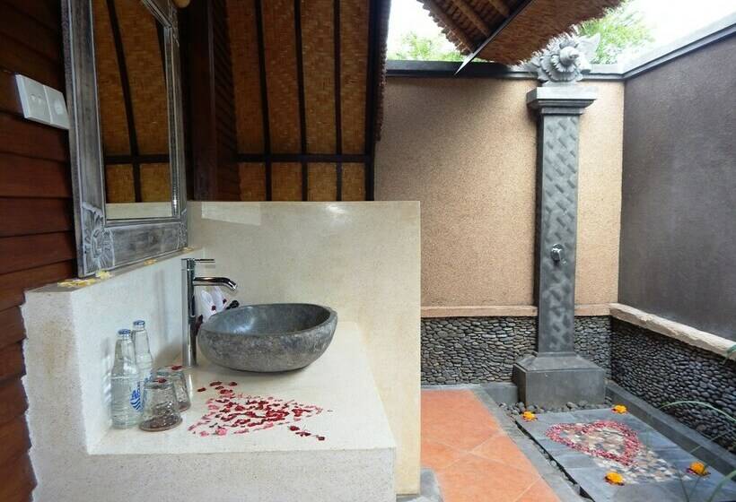 스위트, Kinaara Resort & Spa