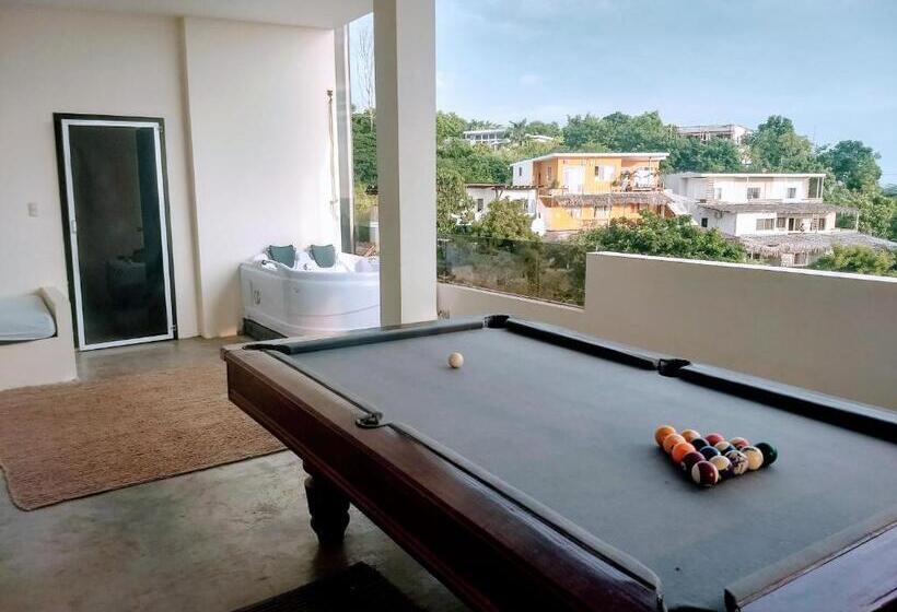 1 Bedroom Penthouse Apartment, Me Hotel & Villas   Montañita Estates