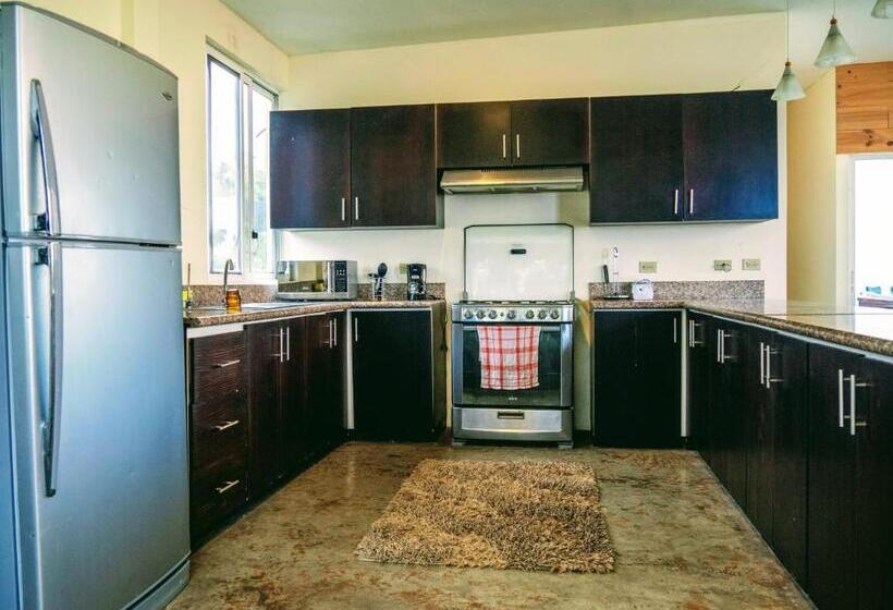 1 Bedroom Penthouse Apartment, Me Hotel & Villas   Montañita Estates