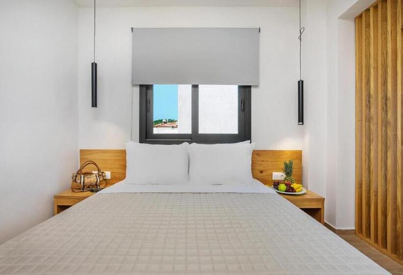 Трехместный Номер Стандарт Вид на Сад, Alexmare Hotel Fourka