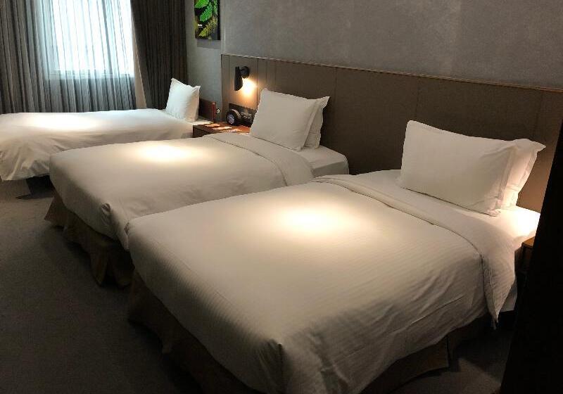 اتاق اجرایی سه نفره, Check Inn Taipei Nanjing