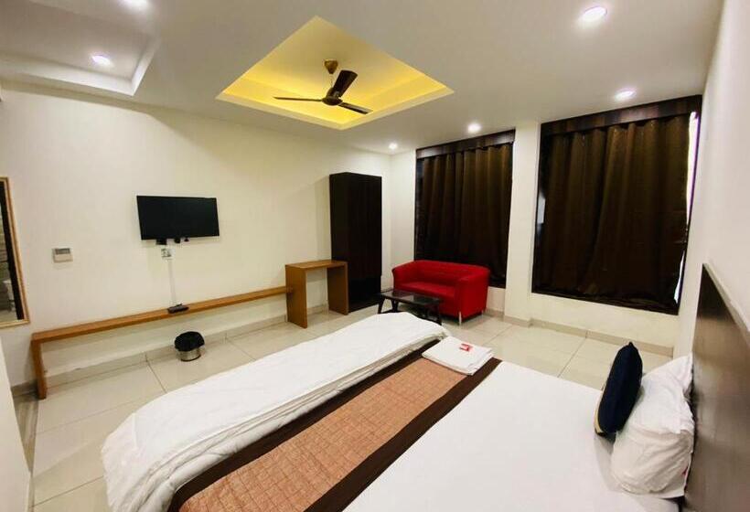 Номер Superior, Fabhotel Kinsfolk