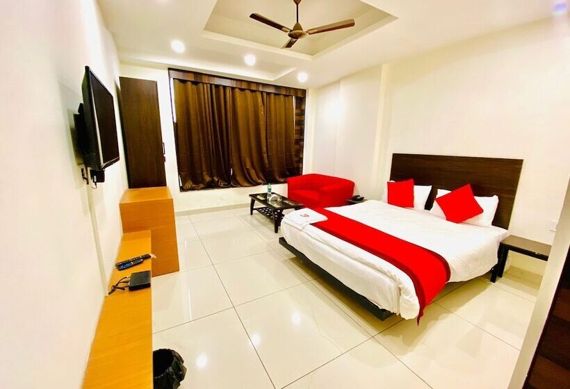 Номер Deluxe, Fabhotel Kinsfolk