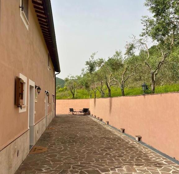 Номер Стандарт Трехместный, Il Borgo Incantato Dependance