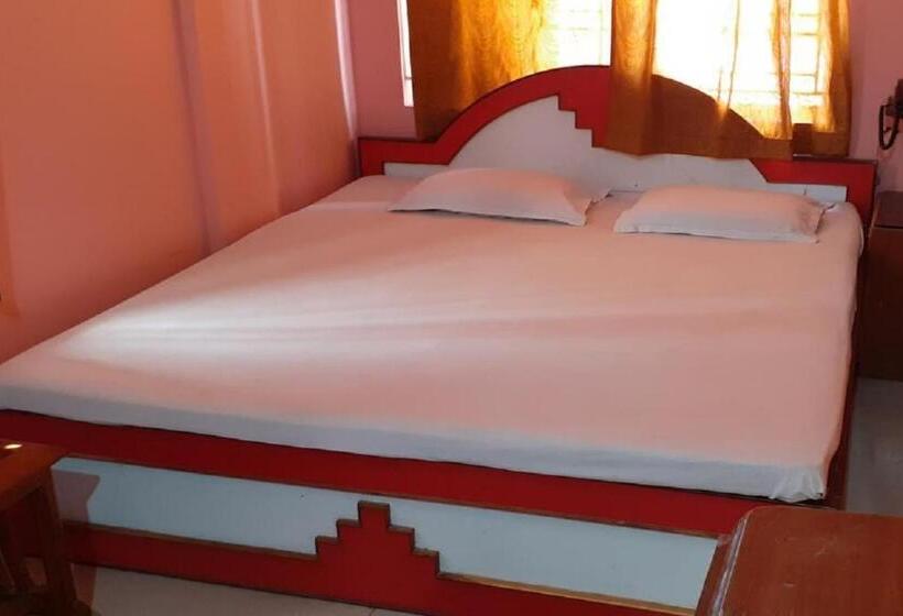 Quarto Deluxe, Goroomgo Sunny Digha