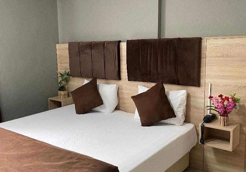 Номер Стандарт, Puğari Otel