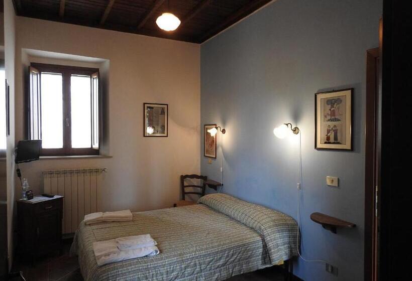 Номер Стандарт, Locanda Il Falco Nero