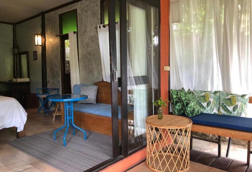 Бунгало Стандарт Вид на Сад, Cookies Salad Resort